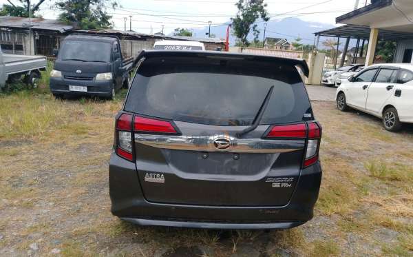 DAIHATSU SIGRA 1.2 R DLX