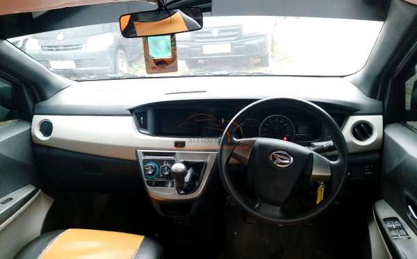 DAIHATSU SIGRA 1.2 R DLX