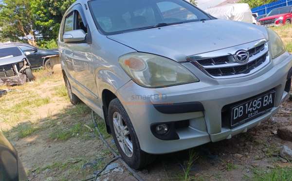 DAIHATSU  XENIA