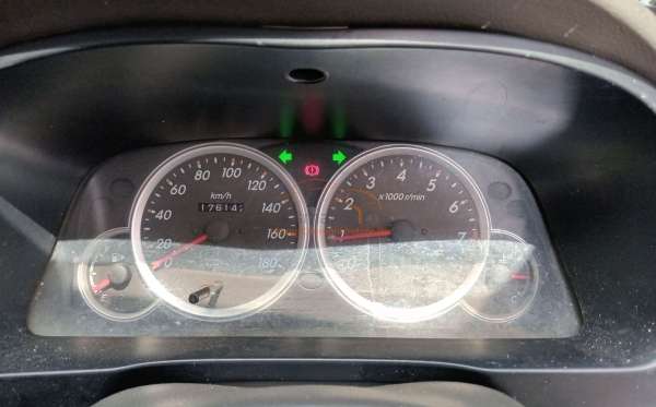 DAIHATSU XENIA