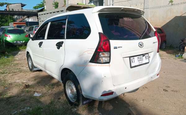 DAIHATSU  XENIA