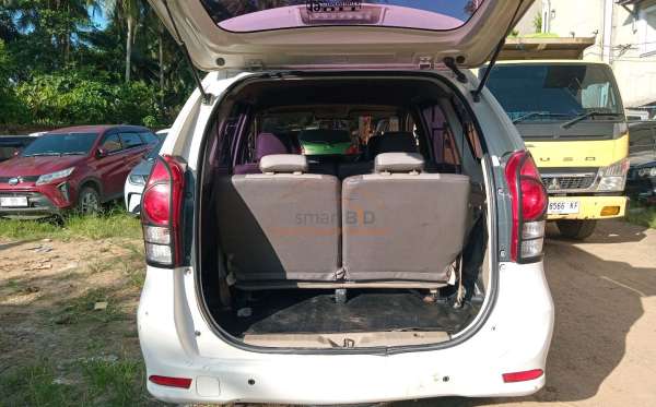 DAIHATSU  XENIA