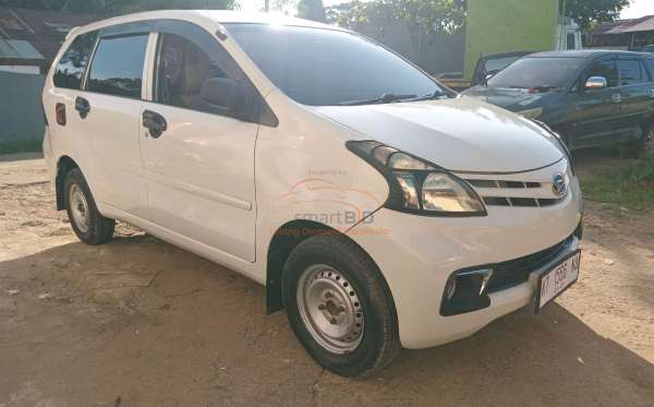 DAIHATSU  XENIA