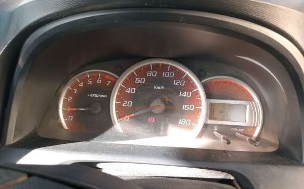 DAIHATSU  XENIA