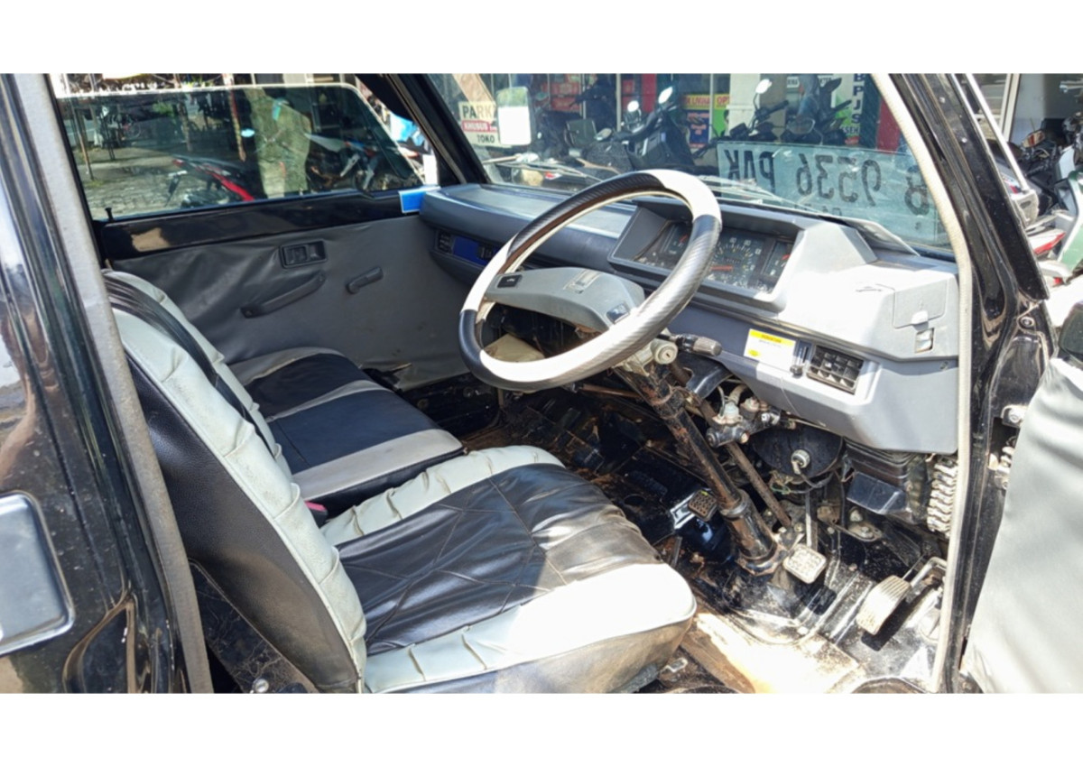 MITSUBISHI L 300 L300 PU FB-R (4X2)