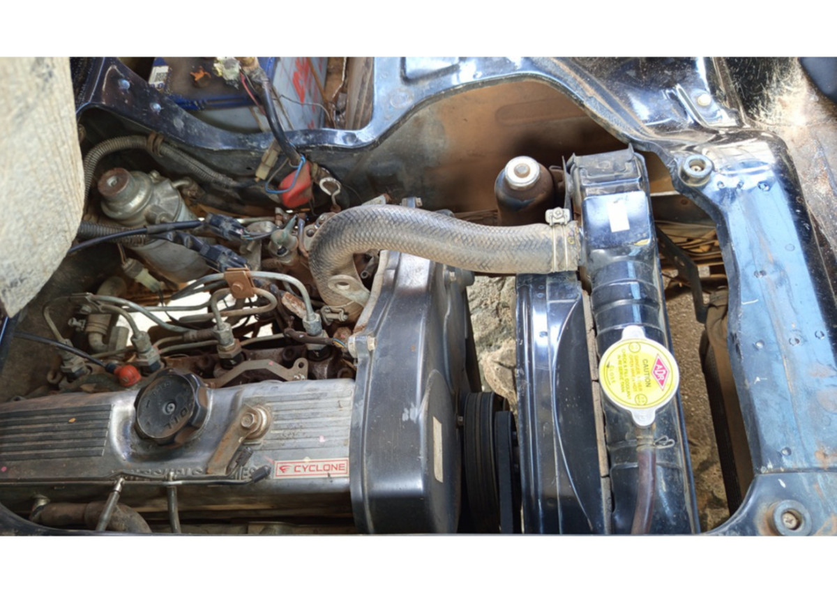 MITSUBISHI L 300 L300 PU FB-R (4X2)