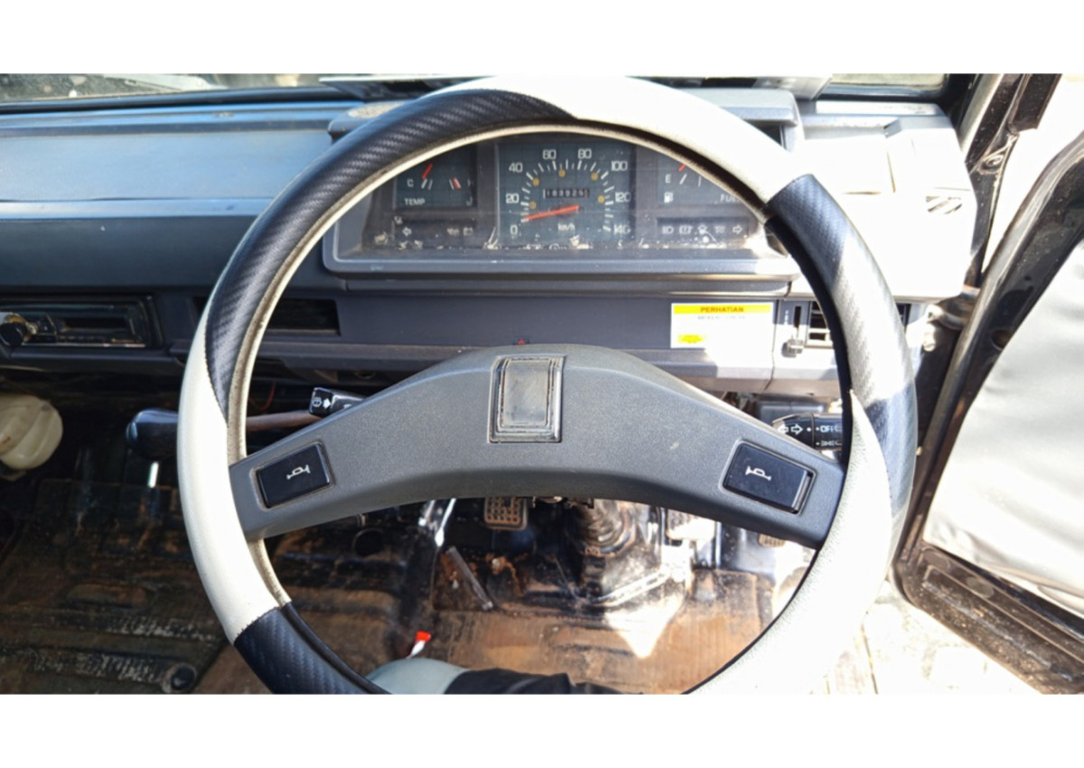 MITSUBISHI L 300 L300 PU FB-R (4X2)