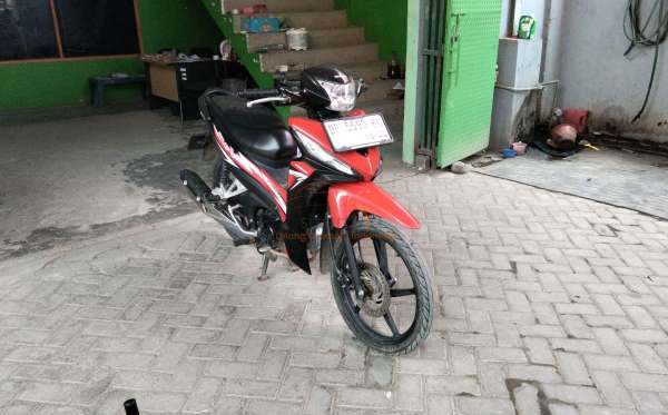 HONDA REVO X