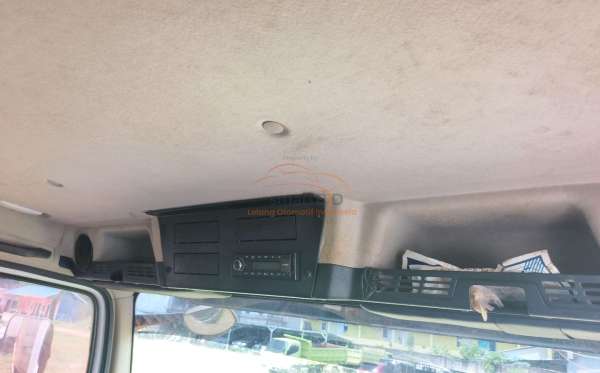 MERCEDES BENZ AXOR 2528 CH (6X4)