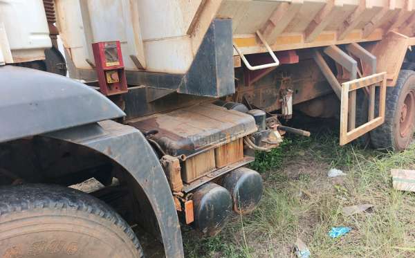 MERCEDES BENZ AXOR 2528 CH (6X4)