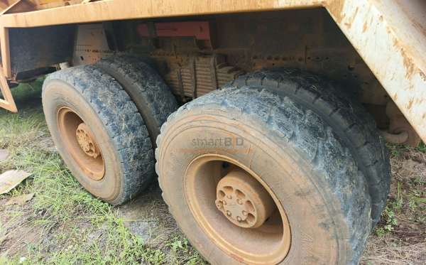 MERCEDES BENZ AXOR 2528 CH (6X4)