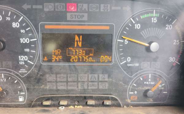 MERCEDES BENZ AXOR 2528 CH (6X4)