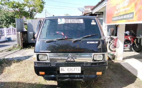 MITSUBISHI COLT L300 PU FB-R