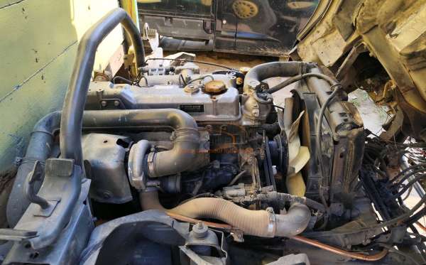 MITSUBISHI COLT