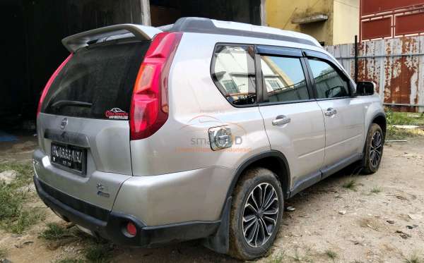 NISSAN X TRAIL 2.5
