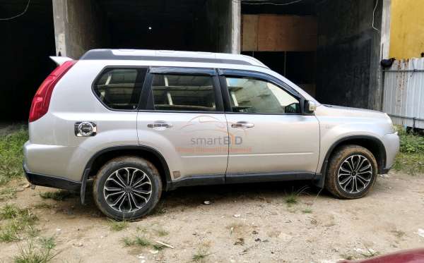 NISSAN X TRAIL 2.5