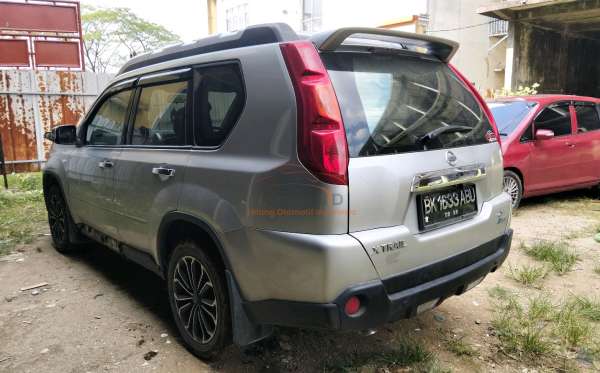 NISSAN X TRAIL 2.5