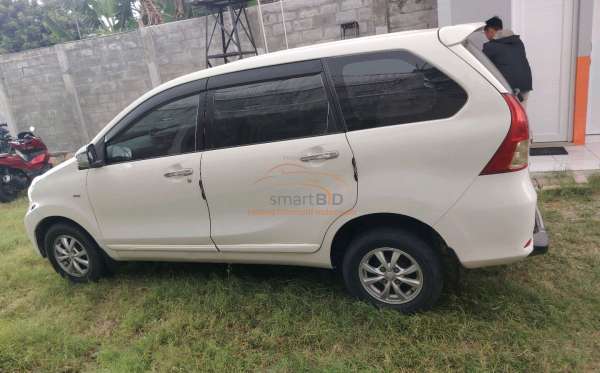 TOYOTA AVANZA 1.3 G