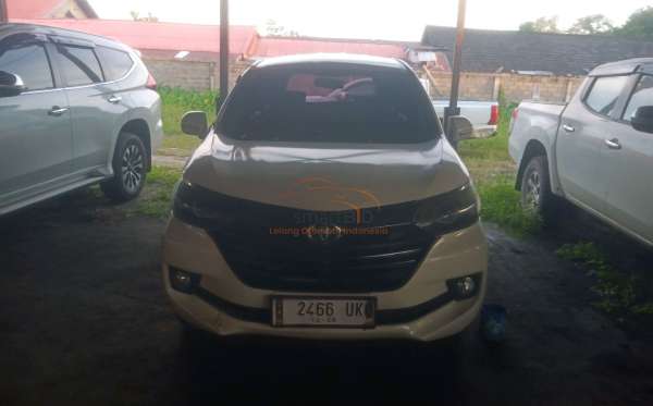 TOYOTA AVANZA