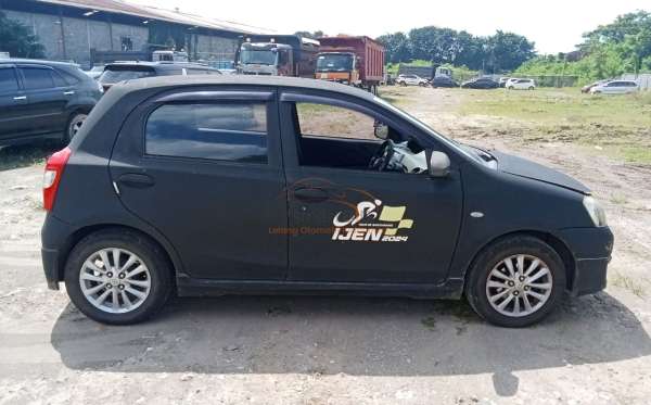 TOYOTA ETIOS G