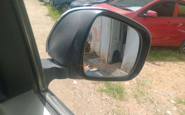 TOYOTA INNOVA