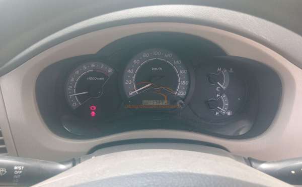 TOYOTA INNOVA