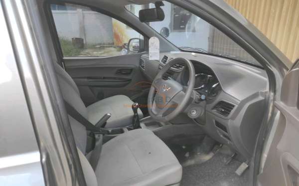 WULING  FORMO