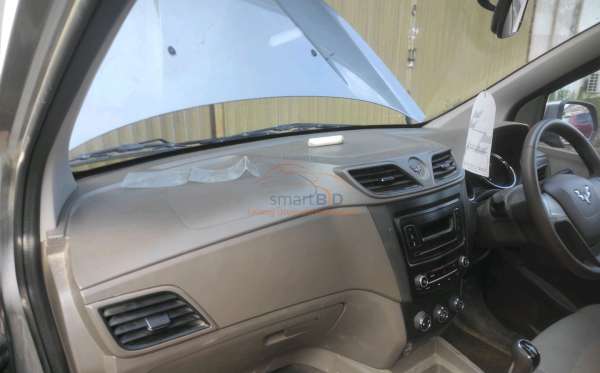 WULING  FORMO