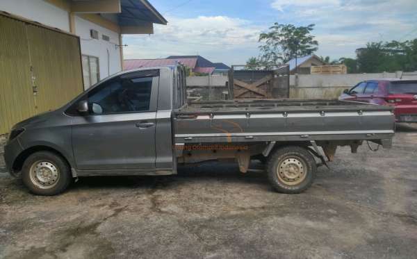 WULING  FORMO