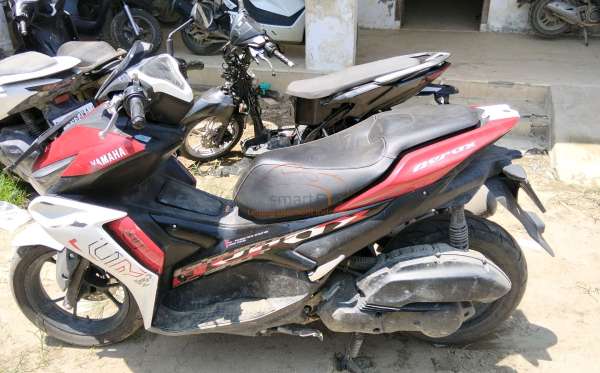 YAMAHA AEROX 155