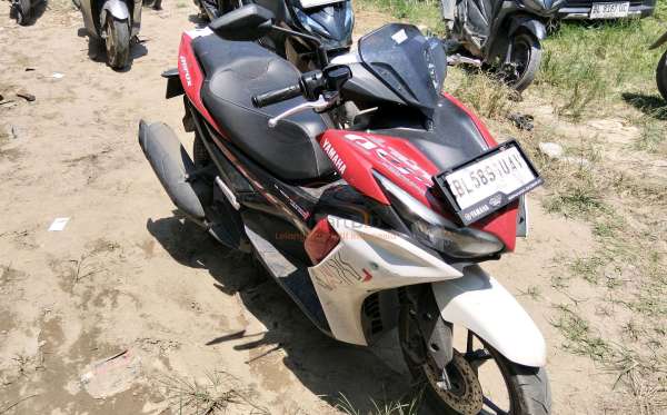 YAMAHA AEROX 155