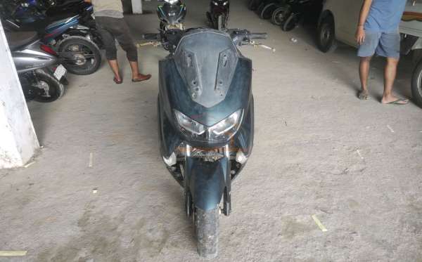 YAMAHA  NMAX