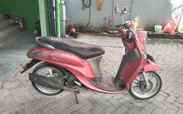 YAMAHA FINO