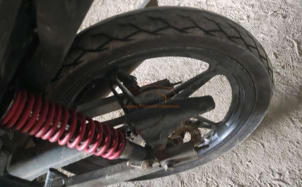 YAMAHA JUPITER Z1 CW