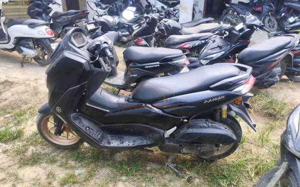 YAMAHA NMAX 155