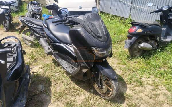YAMAHA NMAX 155