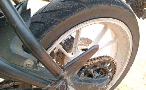 YAMAHA VIXION