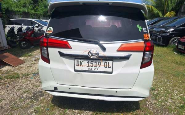 DAIHATSU SIGRA