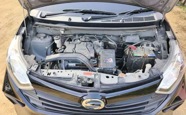 DAIHATSU SIGRA D