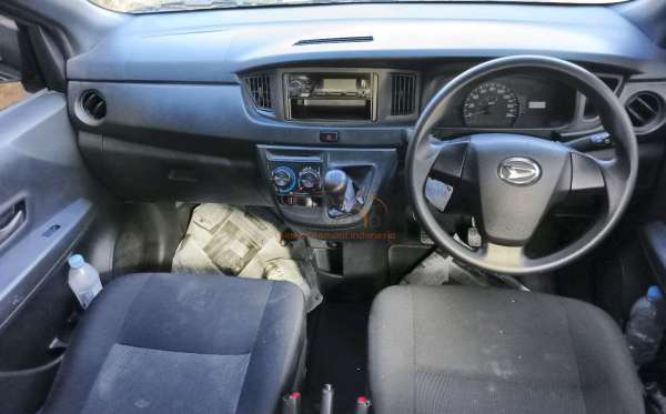 DAIHATSU SIGRA D