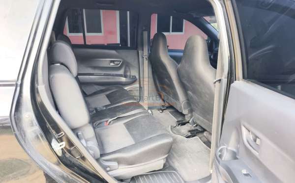 DAIHATSU SIGRA D