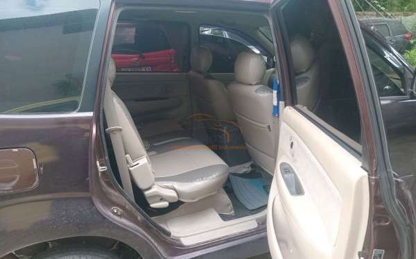DAIHATSU XENIA