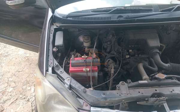 DAIHATSU XENIA