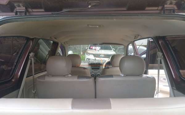 DAIHATSU XENIA