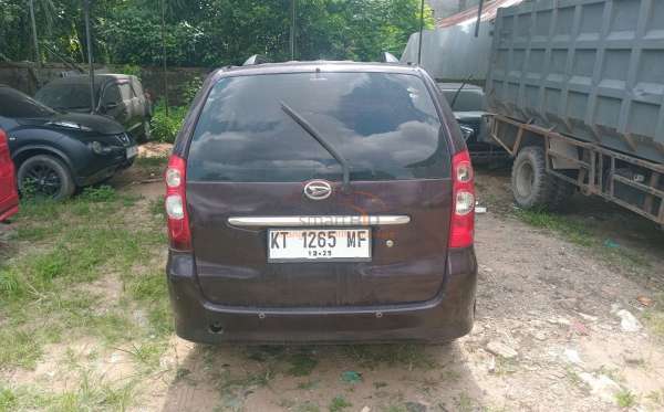 DAIHATSU XENIA
