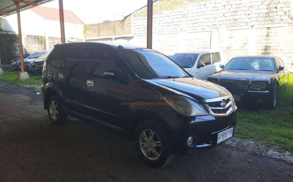 DAIHATSU  XENIA