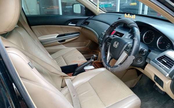 HONDA ACCORD CP2 2.4 VTIL