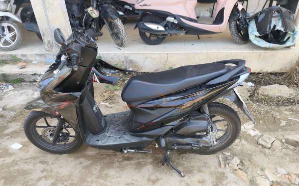 HONDA  BEAT