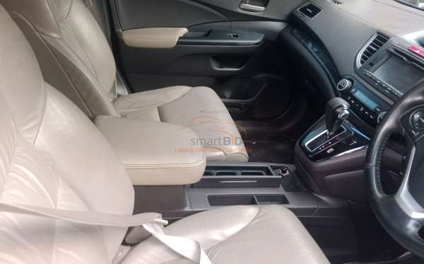 HONDA  CR-V  RM3 2WD 2.4