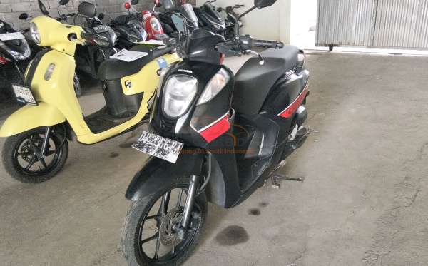 HONDA  GENIO